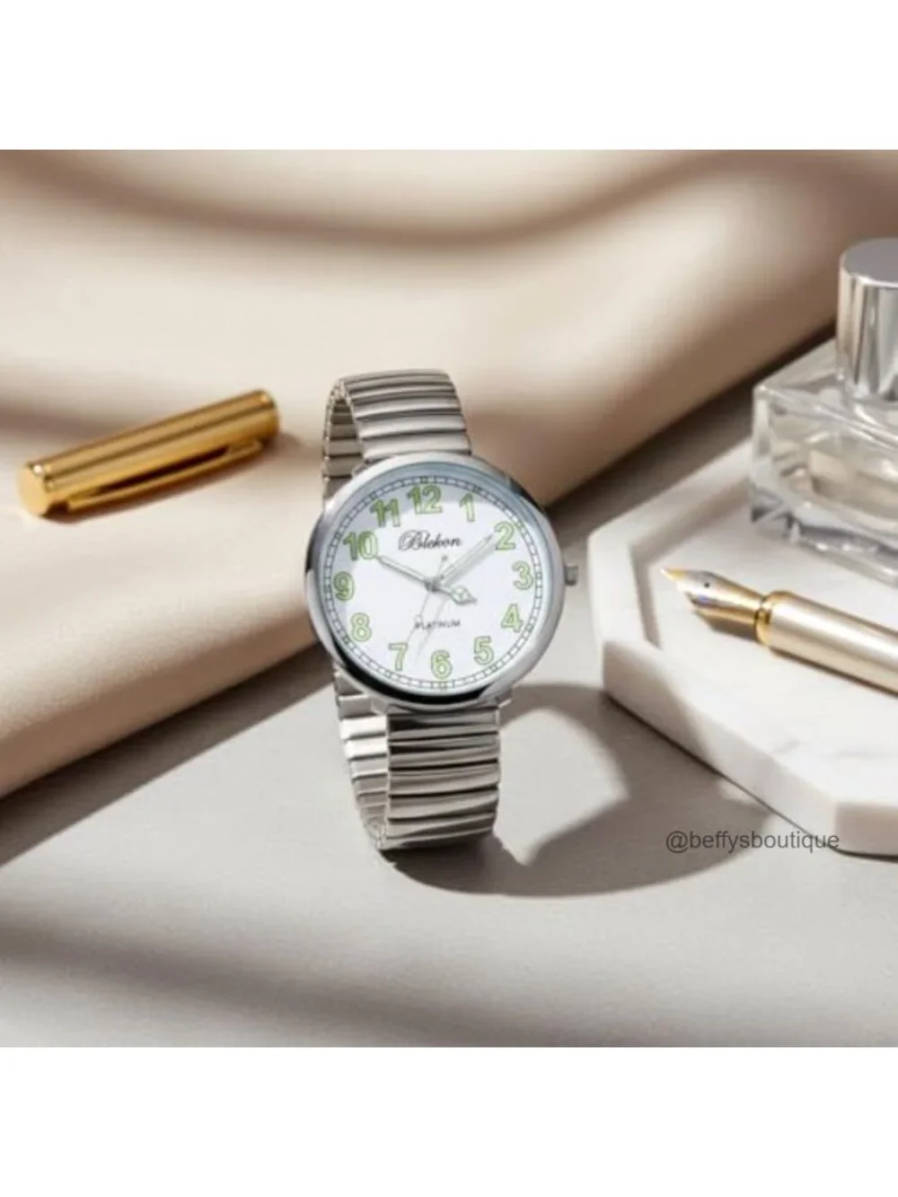 Super Large Face Stretch Band Watch Quartz Movement Luminous Hands
